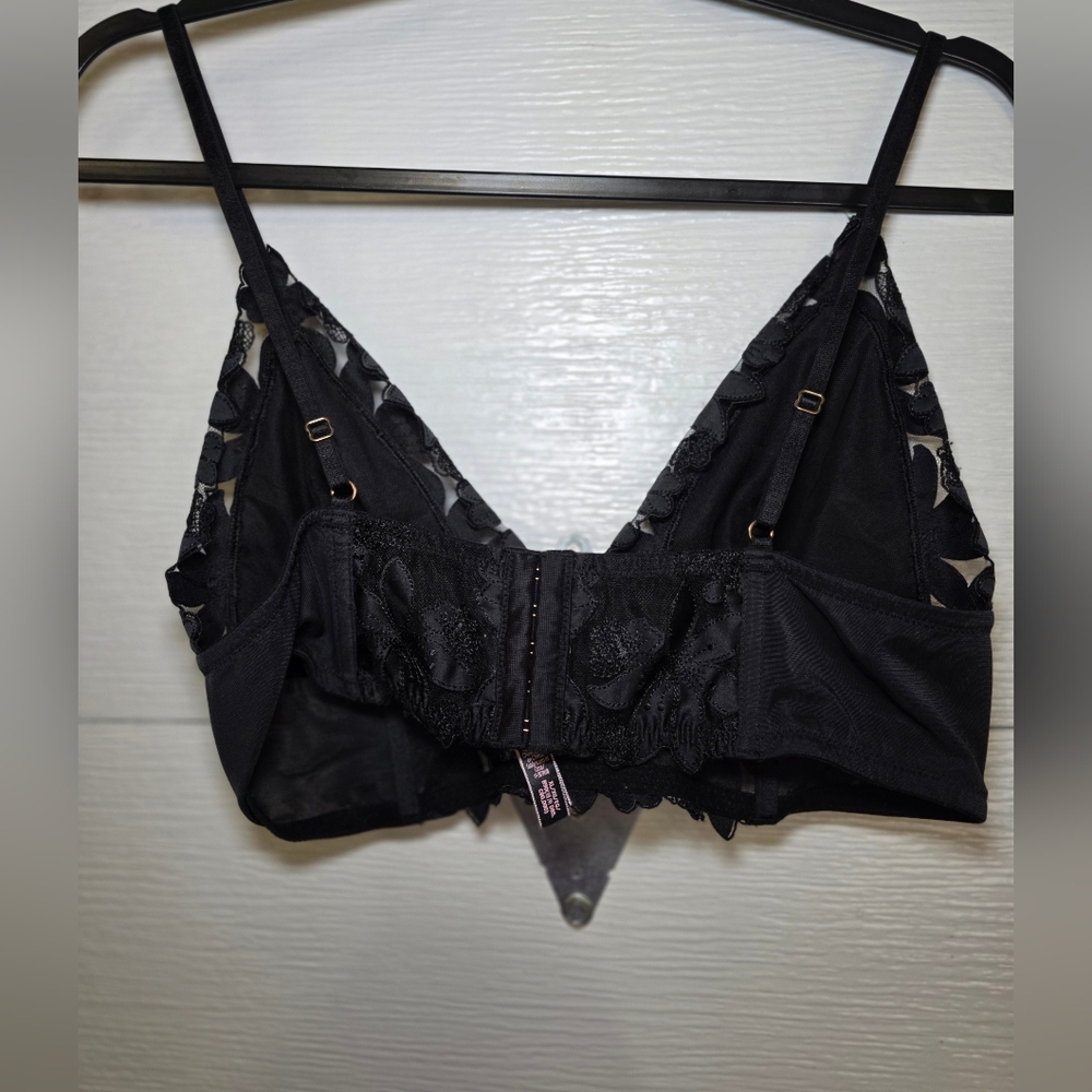 Victorias Secret Black Lace Bralette - Picture 3 of 5